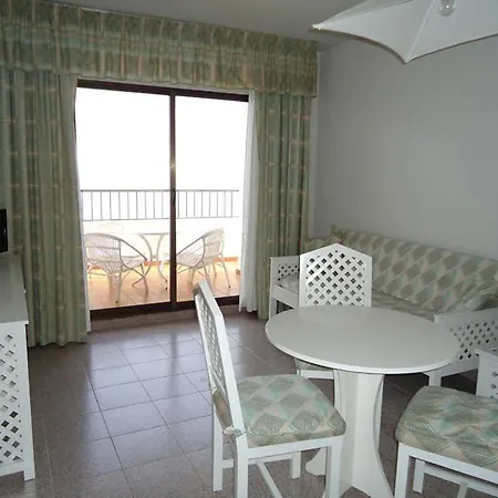 Hotel Conchas 2*