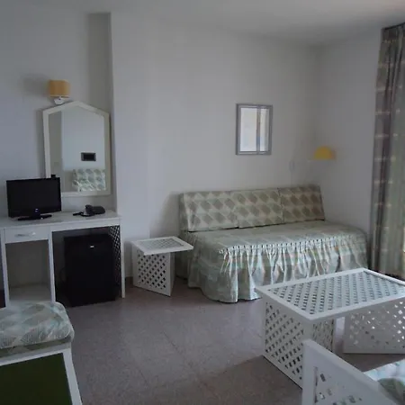 Hotel Conchas 2*