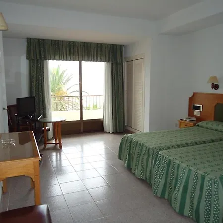 Hotel Conchas 2*